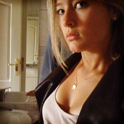 Femme mature en ligne sur secretdesir.fr